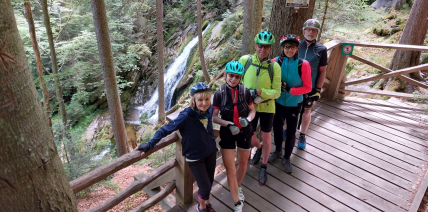 DAV-Ortsgruppe Freyung auf Radtour zum Nyrsko (Neuern) Stausee 